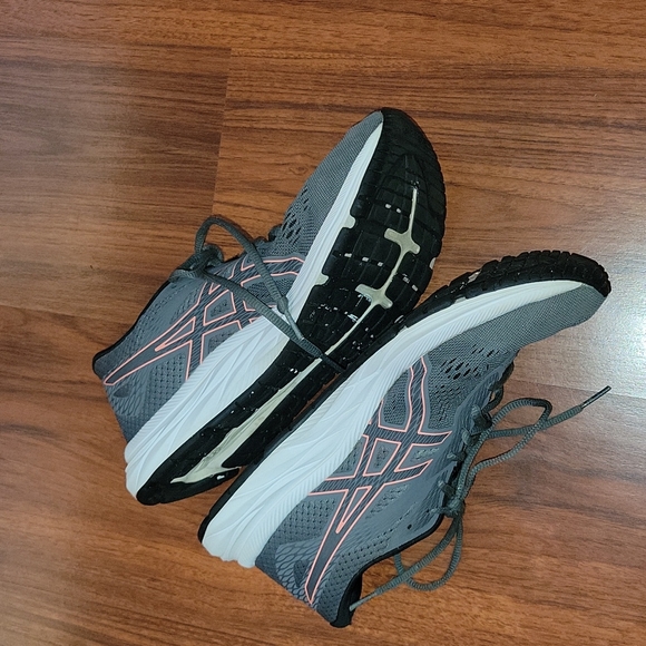 ASICS Gel-Excite 6 Running Shoes - Picture 12 of 15